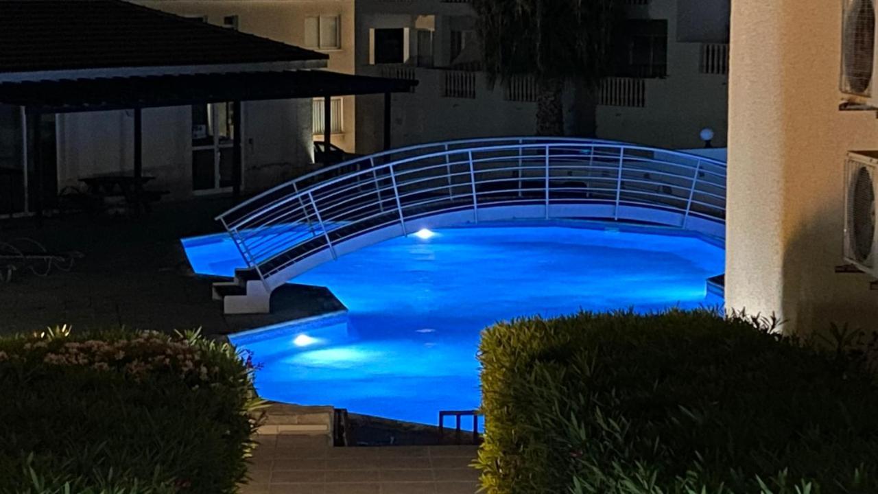 Beautiful 2 Bed Apartment In Peyia Valley, Paphos 외부 사진