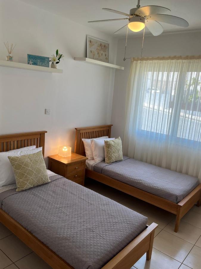 Beautiful 2 Bed Apartment In Peyia Valley, Paphos 외부 사진