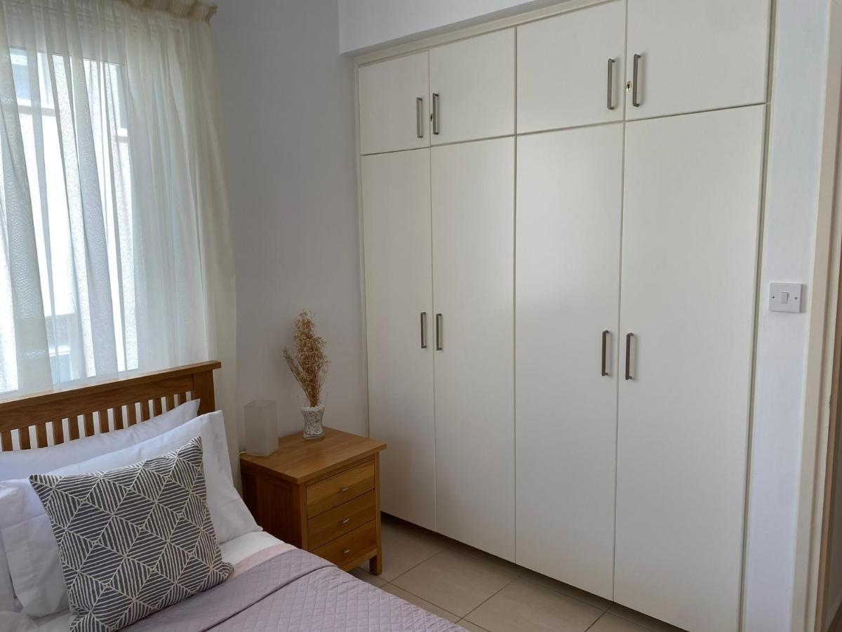 Beautiful 2 Bed Apartment In Peyia Valley, Paphos 외부 사진