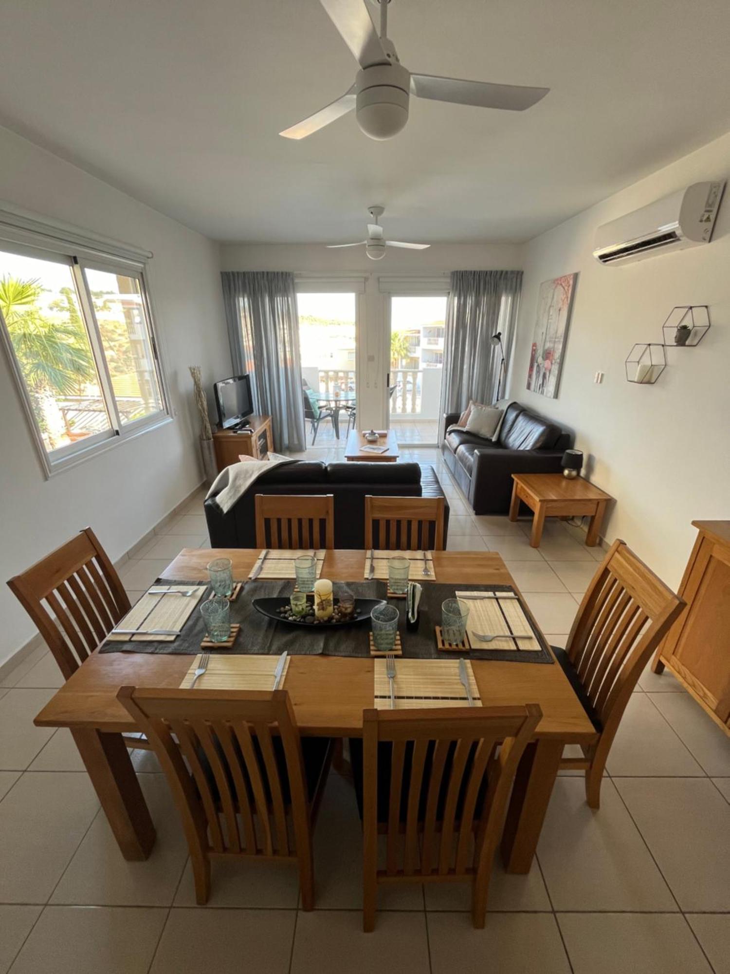 Beautiful 2 Bed Apartment In Peyia Valley, Paphos 외부 사진